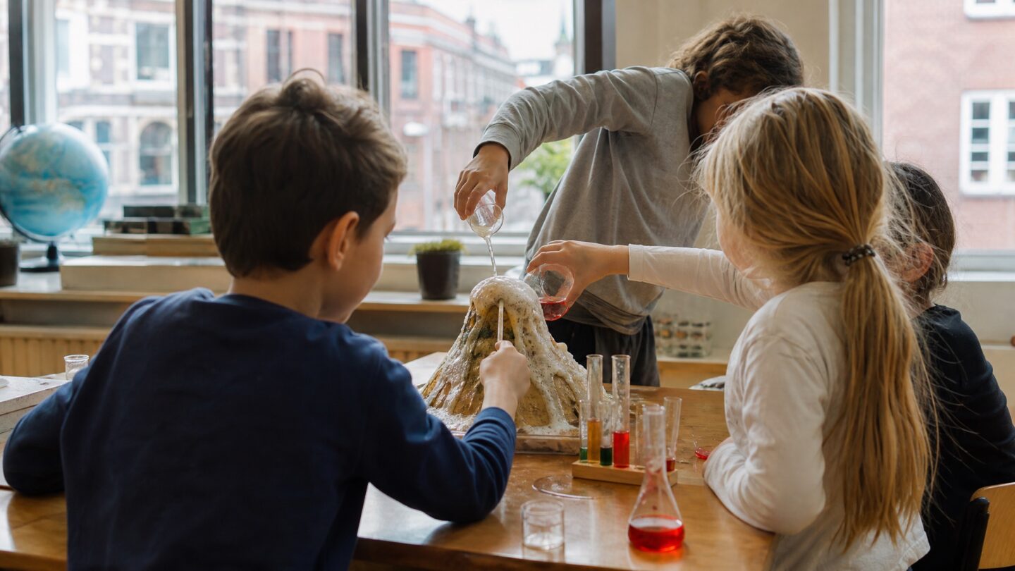 The Science Camp: Hands-On Science Holidays for Kids in Amsterdam