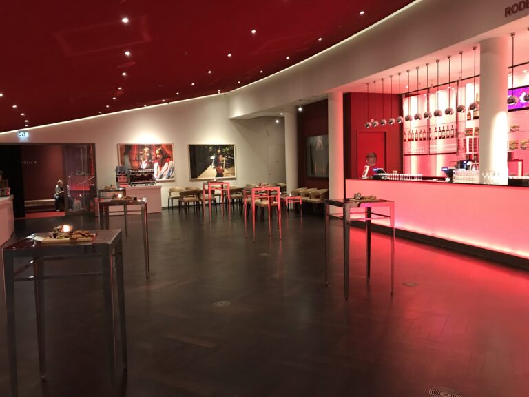 DeLaMar Theater in Amsterdam