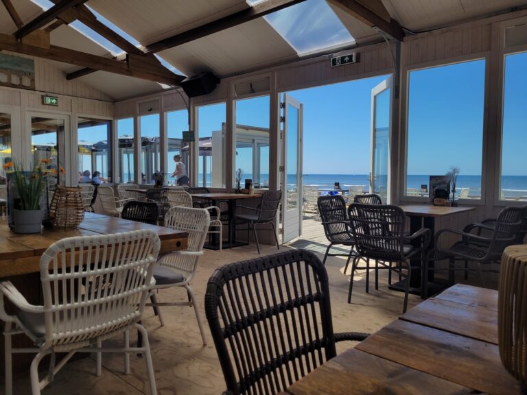 Beach Pavilion De Stern