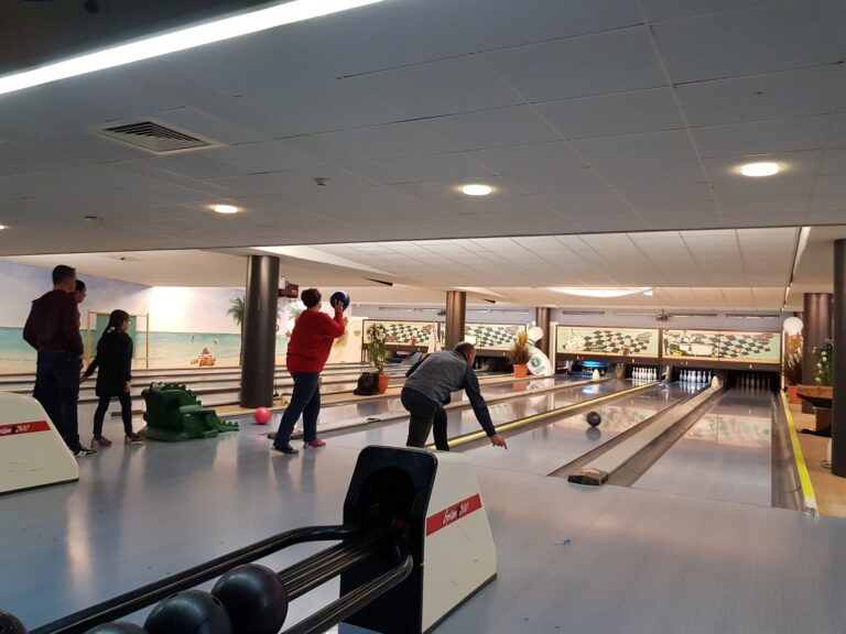 Bowling at North Sea Bowling in Julianadorp aan Zee