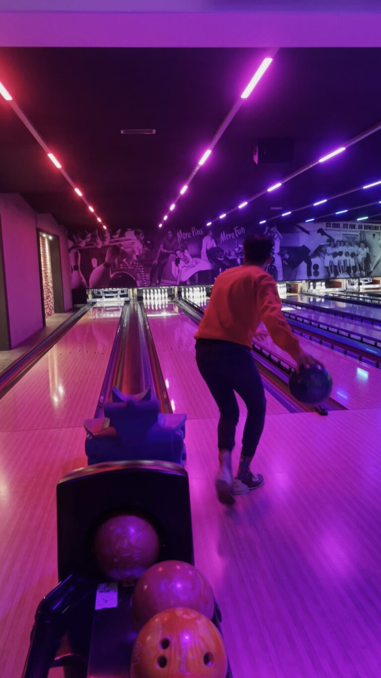 Bowling- en partycentrum de Zedde