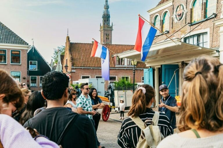 Zaanse Schans, Edam, Volendam & Marken: Half-Day Guided Tour