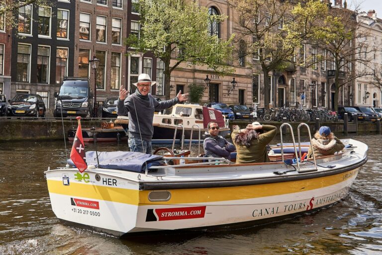 Amsterdam: Open Boat Tour