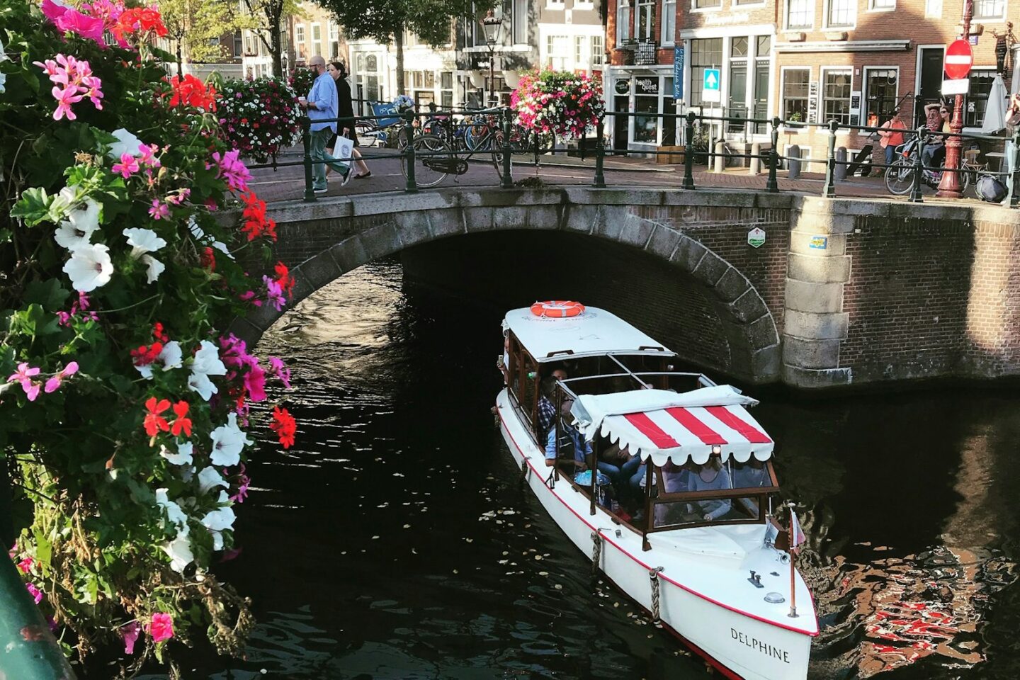 Amsterdam: Private Canal Cruise