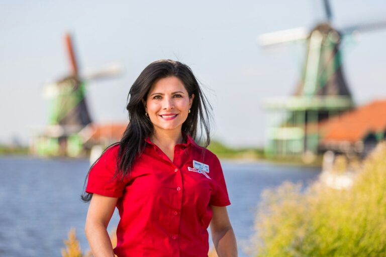 Zaanse Schans, Volendam & Marken: Guided Tour + Audio Guide