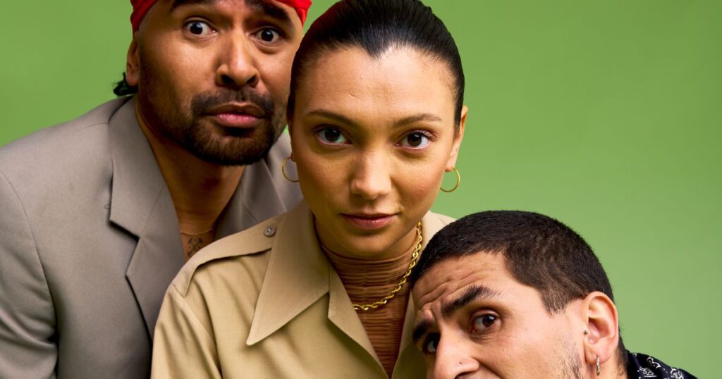 Kelapa Muda — Joenoes Polnaija, Tara Hetharia and Jefta Tanate